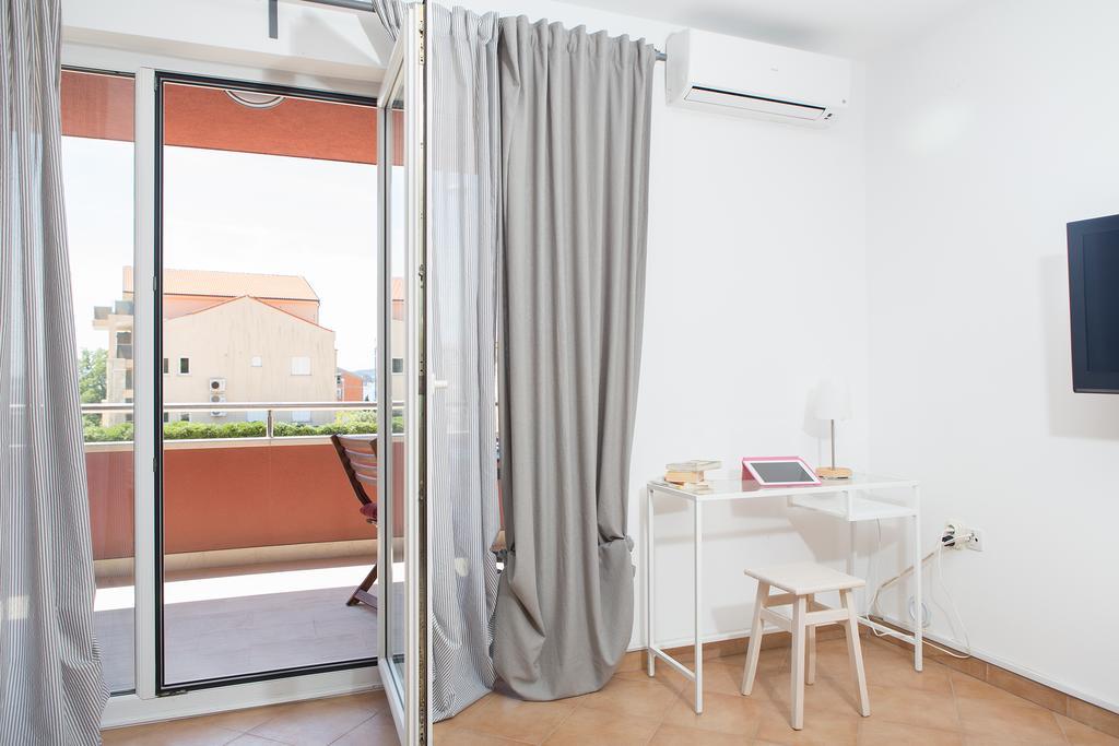 Apartments Roza Medolino Esterno foto